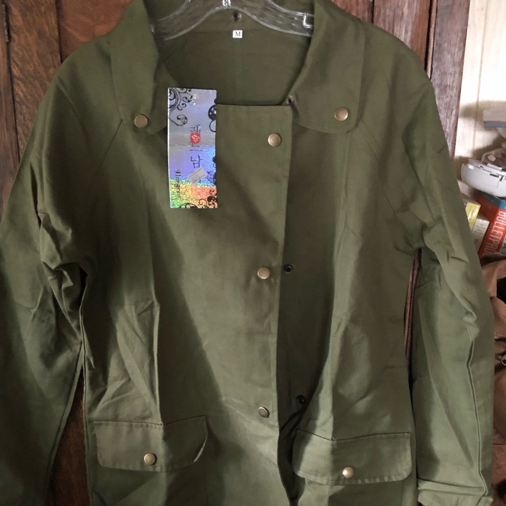 Hongren green shell jacket size M